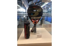 DISPLAY DE RAQUETE DE PADEL PARA ARMÁRIO DE EXPOSIÇÃO E CONTADOR