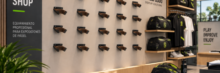 Cómo equipar una exposición de pádel profesional: tiendas, clubes y eventos